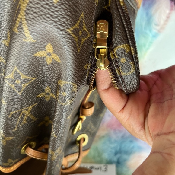 Louis Vuitton Montsouris PM - Picture 7 of 16
